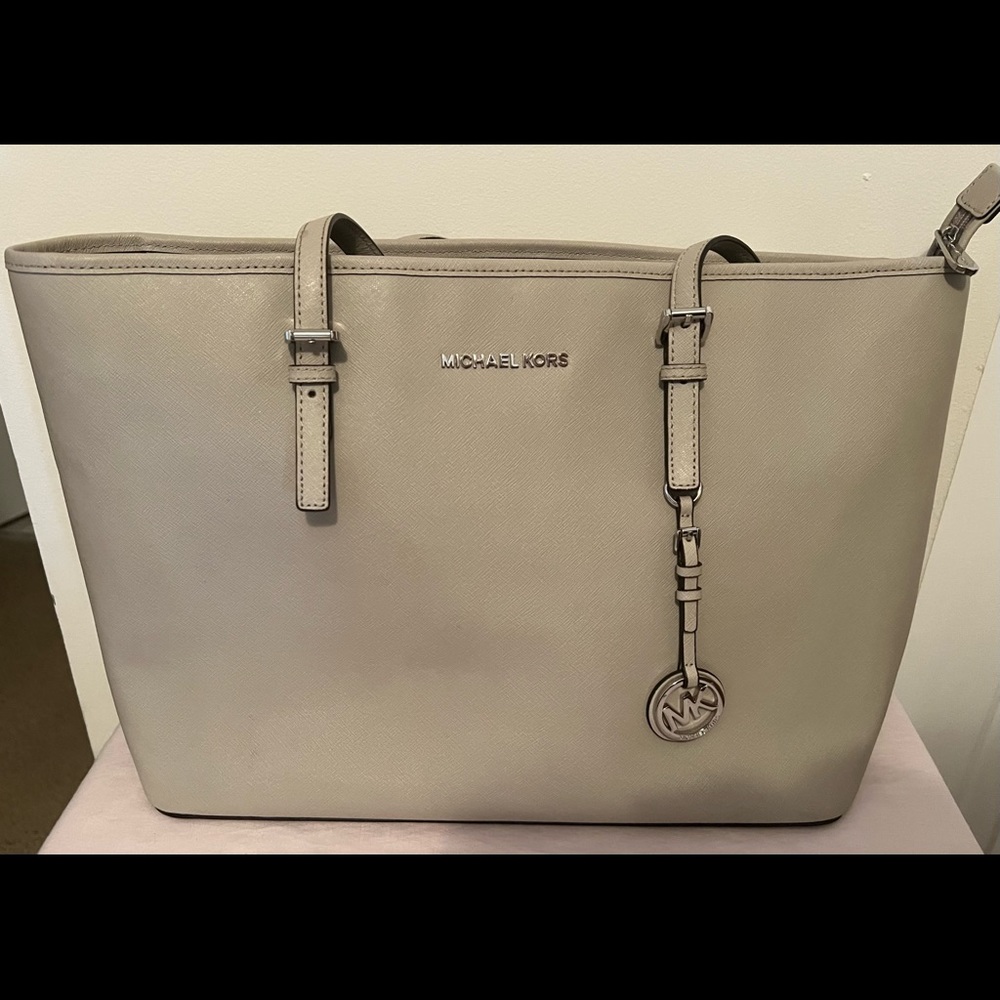 Michael Kors tote